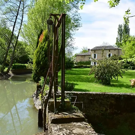 Moulin De Ladausse 4*