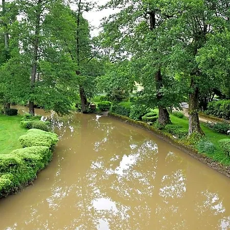 Moulin De Ladausse 4*