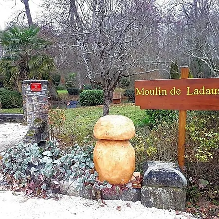 Moulin De Ladausse Oda ve Kahvaltı